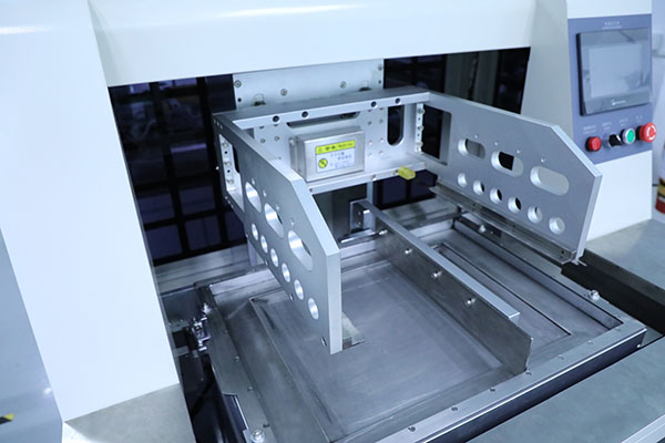 全自動(dòng)精密點(diǎn)膠機(jī)需求