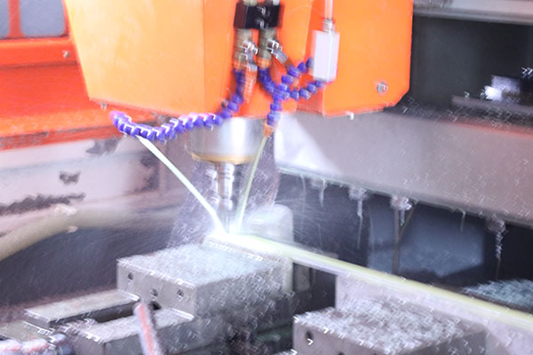 高速點膠機加工