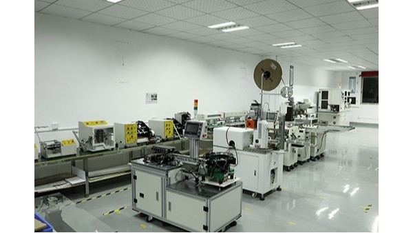 全自動點膠機供應(yīng)商價格