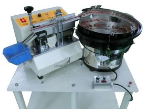 CR-701D自動散裝安規(guī)、薄膜、滌能電容剪腳機