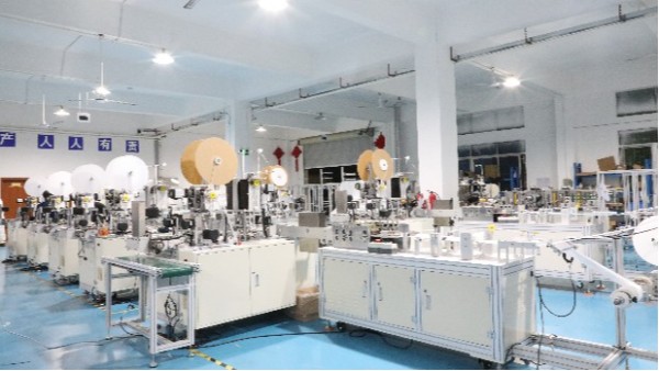 好的口罩機去哪找？廣東口罩機廠家創精銳