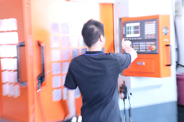 深圳手動(dòng)點(diǎn)膠機(jī)廠家