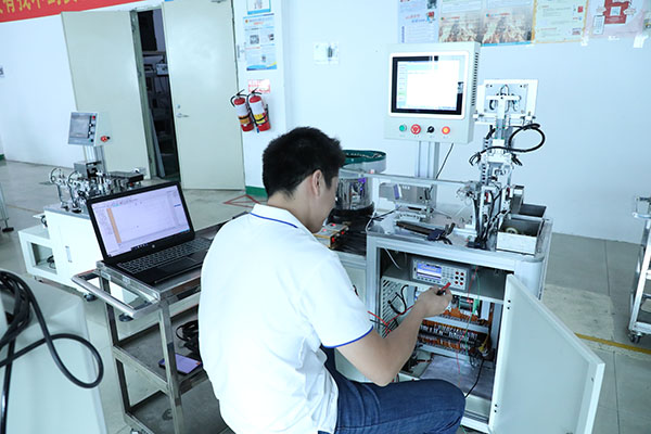 自動點膠機生產廠家圖片