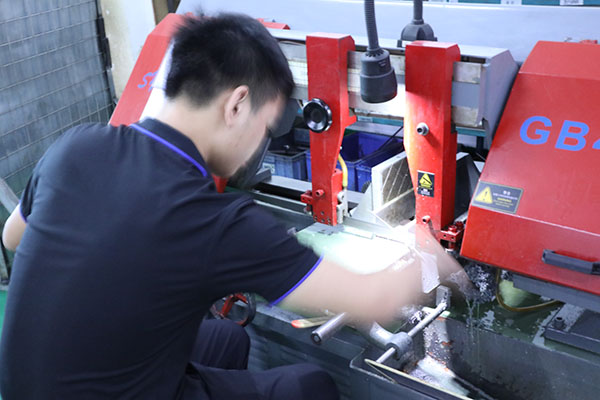 深圳全自動點(diǎn)膠機(jī)廠家